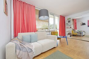 Apartment With Balcony by Renters