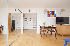 Apartment With Balcony by Renters
