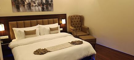 XCELSIOR HOTEL AND SPA BY ROH