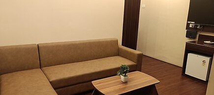 XCELSIOR HOTEL AND SPA BY ROH