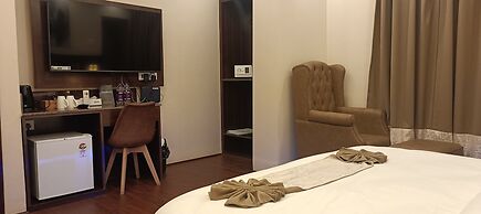 XCELSIOR HOTEL AND SPA BY ROH