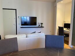 Modern 2 bedrooms - Cino 15