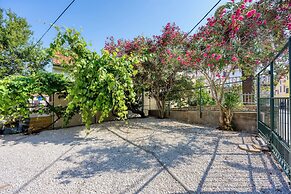 Old Bay Leave Town Apartment