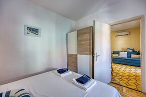 Old Bay Leave Town Apartment