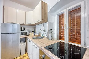 Old Bay Leave Town Apartment