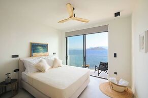 Floating Cube Villas Aegina