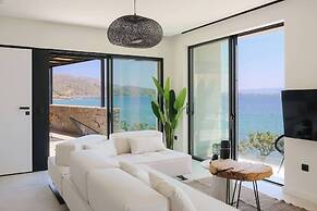 Floating Cube Villas Aegina