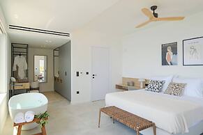 Floating Cube Villas Aegina