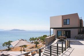 Floating Cube Villas Aegina