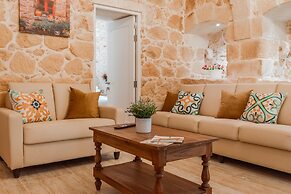 Villa Oliva 4 Bedroom Villa