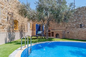 Villa Oliva 4 Bedroom Villa