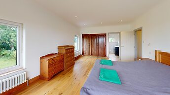 Large Family Home 23 min to Beach and New Forest