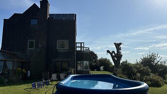 Large Family Home 23 min to Beach and New Forest