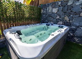 Dream seaview villa with private Jacuzzi