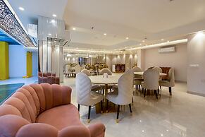 Aadat Hotel Near Artemis Hospital Gurgaon