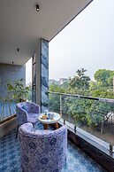 Aadat Hotel Near Artemis Hospital Gurgaon