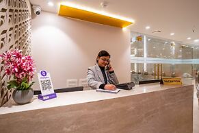 Aadat Hotel Near Artemis Hospital Gurgaon