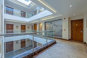 Aadat Hotel Near Artemis Hospital Gurgaon