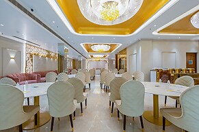 Aadat Hotel Near Artemis Hospital Gurgaon