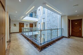 Aadat Hotel Near Artemis Hospital Gurgaon
