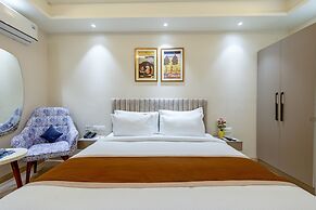 Aadat Hotel Near Artemis Hospital Gurgaon