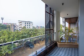 Aadat Hotel Near Artemis Hospital Gurgaon