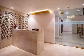 Aadat Hotel Near Artemis Hospital Gurgaon