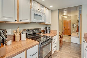Walk to Beaver Creek Village: Cozy Condo!
