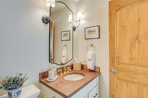 Walk to Beaver Creek Village: Cozy Condo!