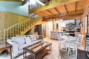 Riverfront Angler's Cabin in Fairhope w/ Deck!