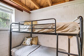 Riverfront Angler's Cabin in Fairhope w/ Deck!