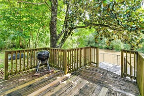 Riverfront Angler's Cabin in Fairhope w/ Deck!