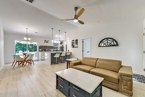 Mooresville Retreat w/ Patio, 1 Mi to Lake Norman!