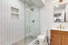 Game Room & Peaceful Deck: Dacula Family Home