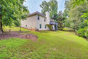 Game Room & Peaceful Deck: Dacula Family Home