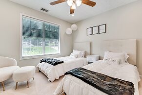 Game Room & Peaceful Deck: Dacula Family Home