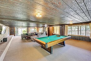 Lakeside Hot Springs Retreat w/ Pool Table!