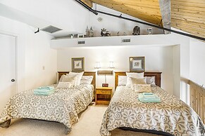 Hike, Bike & Explore: Wintergreen Resort Condo