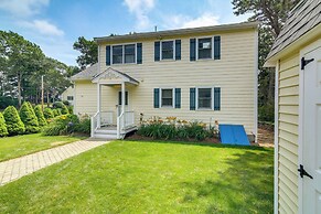 Plymouth Getaway w/ Private Lake Beach + Kayaks!