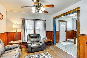 Charming Family Home: Walk to Downtown Bellefonte!