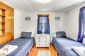 Charming Family Home: Walk to Downtown Bellefonte!