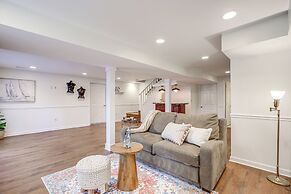 Lakefront Lusby Home w/ Fire Pit: 3 Mi to Beach!