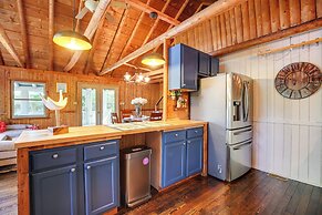 Lakefront Lusby Home w/ Fire Pit: 3 Mi to Beach!