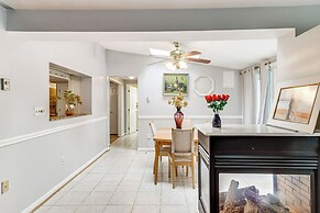 Family-friendly Home w/ Grill: 15 Mi to Baltimore!