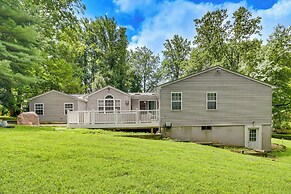 Family-friendly Home w/ Grill: 15 Mi to Baltimore!