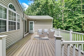 Family-friendly Home w/ Grill: 15 Mi to Baltimore!