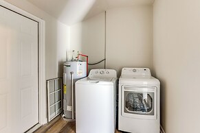 Inviting Jacksonville Home < Half Mi to University