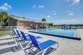 Walk to Indian River From Pet-friendly Home!