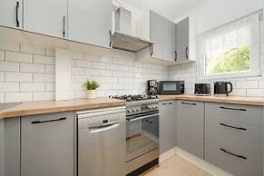 Apartment at the Market by Renters