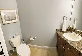 The Bluefin 6 Bedroom Home by RedAwning